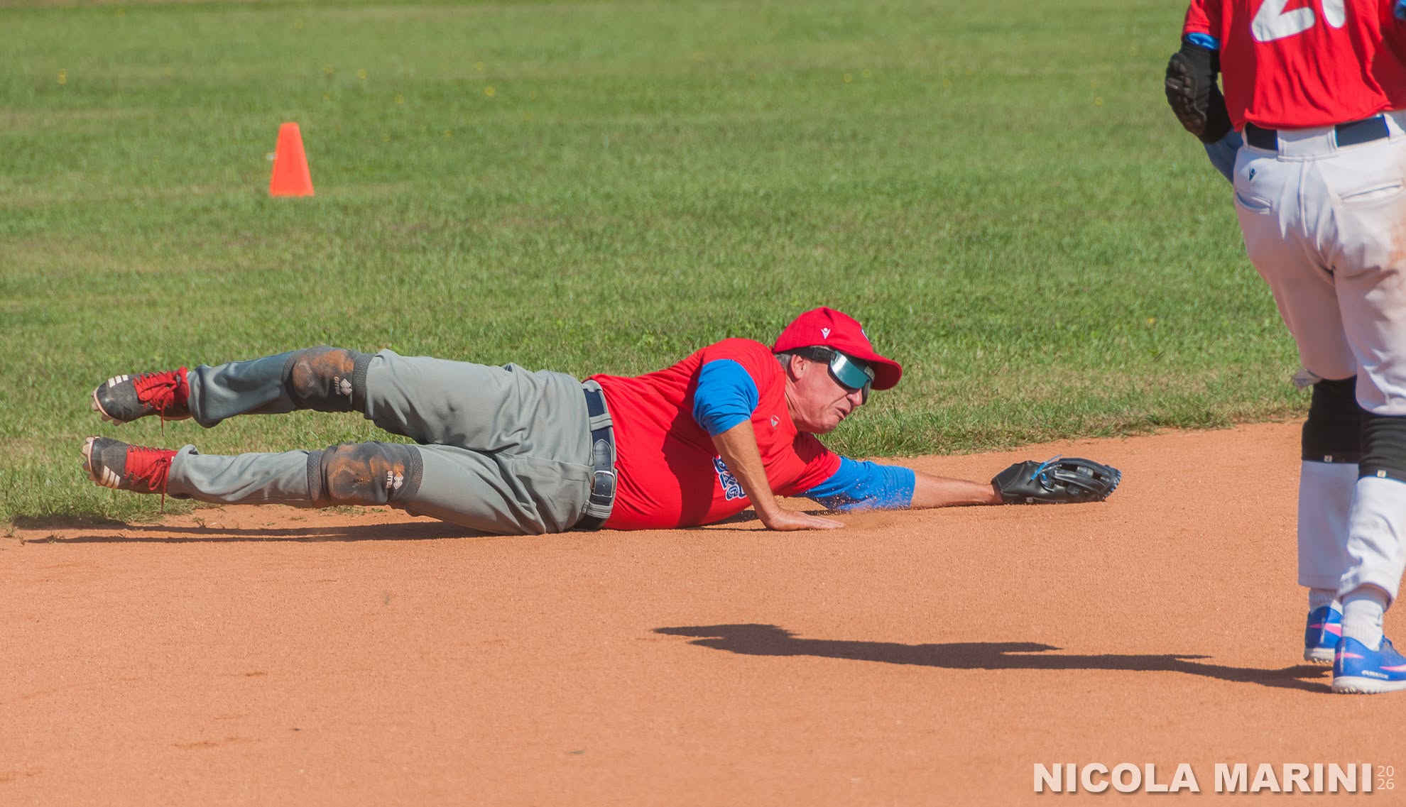 Un momento di difesa durante la partita di Baseball per Ciechi tra Crazy Sambonifacese e La Leonessa Brescia